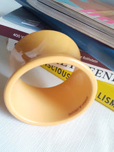 Load image into Gallery viewer, Online Vintage Shop, Vintage Clothing Boutique, Vintage, Women's Clothing, Seconhand, Distressed Vintage Designs, Sustainable Fashion