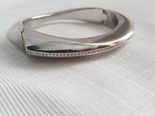 Load image into Gallery viewer, Online Vintage Shop, Vintage Clothing Boutique, Vintage, Women's Clothing, Seconhand, Distressed Vintage Designs, Sustainable Fashion