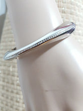 Load image into Gallery viewer, Online Vintage Shop, Vintage Clothing Boutique, Vintage, Women's Clothing, Seconhand, Distressed Vintage Designs, Sustainable Fashion