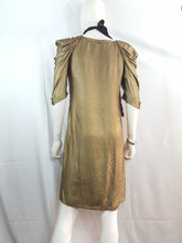 Load image into Gallery viewer, Online Vintage Shop, Vintage Clothing Boutique, Vintage, Women's Clothing, Seconhand, Distressed Vintage Designs, Sustainable Fashion