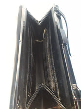 Load image into Gallery viewer, Online Vintage Shop, Vintage Clothing Boutique, Vintage, Women's Clothing, Seconhand, Distressed Vintage Designs, Sustainable Fashion