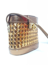 Load image into Gallery viewer, Online Vintage Shop, Vintage Clothing Boutique, Vintage, Women's Clothing, Seconhand, Distressed Vintage Designs, Sustainable Fashion