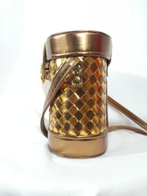 Load image into Gallery viewer, Online Vintage Shop, Vintage Clothing Boutique, Vintage, Women's Clothing, Seconhand, Distressed Vintage Designs, Sustainable Fashion