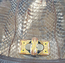 Load image into Gallery viewer, Online Vintage Shop, Vintage Clothing Boutique, Vintage, Women's Clothing, Seconhand, Distressed Vintage Designs, Sustainable Fashion