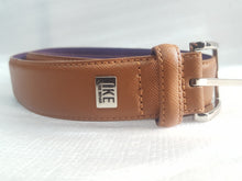 Load image into Gallery viewer, Online Vintage Shop, Vintage Clothing Boutique, Vintage, Women's Clothing, Seconhand, Distressed Vintage Designs, Sustainable Fashion