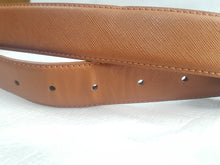 Load image into Gallery viewer, Online Vintage Shop, Vintage Clothing Boutique, Vintage, Women's Clothing, Seconhand, Distressed Vintage Designs, Sustainable Fashion