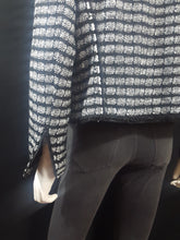 Load image into Gallery viewer, Online Vintage Shop, Vintage Clothing Boutique, Vintage, Women's Clothing, Seconhand, Distressed Vintage Designs, Sustainable Fashion