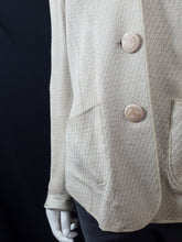 Load image into Gallery viewer, Online Vintage Shop, Vintage Clothing Boutique, Vintage, Women's Clothing, Seconhand, Distressed Vintage Designs, Sustainable Fashion