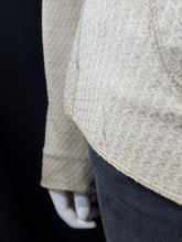 Load image into Gallery viewer, Online Vintage Shop, Vintage Clothing Boutique, Vintage, Women's Clothing, Seconhand, Distressed Vintage Designs, Sustainable Fashion