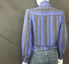 Load image into Gallery viewer, Online Vintage Shop, Vintage Clothing Boutique, Vintage, Women's Clothing, Seconhand, Distressed Vintage Designs, Sustainable Fashion