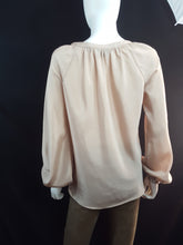 Load image into Gallery viewer, Online Vintage Shop, Vintage Clothing Boutique, Vintage, Women's Clothing, Seconhand, Distressed Vintage Designs, Sustainable Fashion