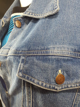 Load image into Gallery viewer, Online Vintage Shop, Vintage Clothing Boutique, Vintage, Women's Clothing, Seconhand, Distressed Vintage Designs, Sustainable Fashion