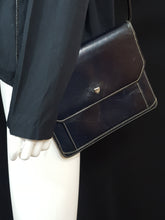 Load image into Gallery viewer, Online Vintage Shop, Vintage Clothing Boutique, Vintage, Women's Clothing, Seconhand, Distressed Vintage Designs, Sustainable Fashion