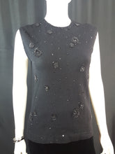 Load image into Gallery viewer, Online Vintage Shop, Vintage Clothing Boutique, Vintage, Women's Clothing, Seconhand, Distressed Vintage Designs, Sustainable Fashion