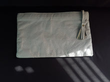 Load image into Gallery viewer, Online Vintage Shop, Vintage Clothing Boutique, Vintage, Women's Clothing, Seconhand, Distressed Vintage Designs, Sustainable Fashion