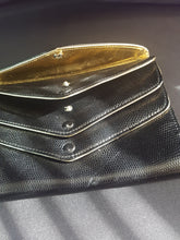 Load image into Gallery viewer, Online Vintage Shop, Vintage Clothing Boutique, Vintage, Women's Clothing, Seconhand, Distressed Vintage Designs, Sustainable Fashion