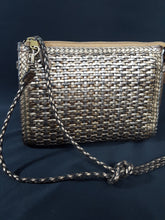 Load image into Gallery viewer, Online Vintage Shop, Vintage Clothing Boutique, Vintage, Women's Clothing, Seconhand, Distressed Vintage Designs, Sustainable Fashion