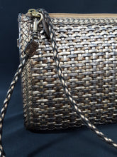 Load image into Gallery viewer, Online Vintage Shop, Vintage Clothing Boutique, Vintage, Women's Clothing, Seconhand, Distressed Vintage Designs, Sustainable Fashion