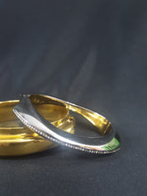 Load image into Gallery viewer, Online Vintage Shop, Vintage Clothing Boutique, Vintage, Women's Clothing, Seconhand, Distressed Vintage Designs, Sustainable Fashion