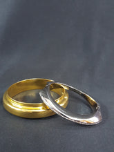 Load image into Gallery viewer, Online Vintage Shop, Vintage Clothing Boutique, Vintage, Women's Clothing, Seconhand, Distressed Vintage Designs, Sustainable Fashion