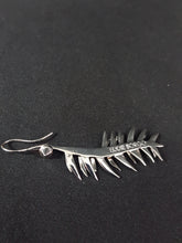 Load image into Gallery viewer, Online Vintage Shop, Vintage Clothing Boutique, Vintage, Women's Clothing, Seconhand, Distressed Vintage Designs, Sustainable Fashion