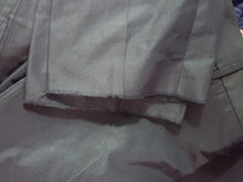 Load image into Gallery viewer, Online Vintage Shop, Vintage Clothing Boutique, Vintage, Women's Clothing, Seconhand, Distressed Vintage Designs, Sustainable Fashion