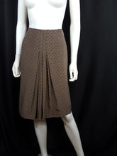 Load image into Gallery viewer, Online Vintage Shop, Vintage Clothing Boutique, Vintage, Women's Clothing, Seconhand, Distressed Vintage Designs, Sustainable Fashion