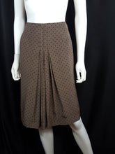 Load image into Gallery viewer, Online Vintage Shop, Vintage Clothing Boutique, Vintage, Women's Clothing, Seconhand, Distressed Vintage Designs, Sustainable Fashion