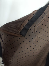 Load image into Gallery viewer, Online Vintage Shop, Vintage Clothing Boutique, Vintage, Women's Clothing, Seconhand, Distressed Vintage Designs, Sustainable Fashion