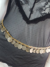 Load image into Gallery viewer, Online Vintage Shop, Vintage Clothing Boutique, Vintage, Women's Clothing, Seconhand, Distressed Vintage Designs, Sustainable Fashion