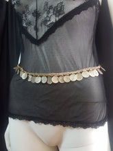 Load image into Gallery viewer, Online Vintage Shop, Vintage Clothing Boutique, Vintage, Women's Clothing, Seconhand, Distressed Vintage Designs, Sustainable Fashion