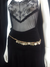 Load image into Gallery viewer, Online Vintage Shop, Vintage Clothing Boutique, Vintage, Women's Clothing, Seconhand, Distressed Vintage Designs, Sustainable Fashion