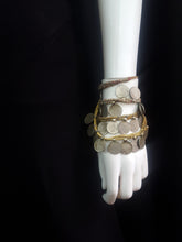 Load image into Gallery viewer, Online Vintage Shop, Vintage Clothing Boutique, Vintage, Women's Clothing, Seconhand, Distressed Vintage Designs, Sustainable Fashion