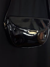 Load image into Gallery viewer, Online Vintage Shop, Vintage Clothing Boutique, Vintage, Women's Clothing, Seconhand, Distressed Vintage Designs, Sustainable Fashion