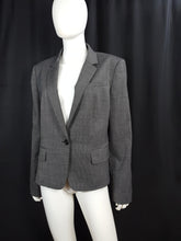 Load image into Gallery viewer, Online Vintage Shop, Vintage Clothing Boutique, Vintage, Women's Clothing, Seconhand, Distressed Vintage Designs, Sustainable Fashion