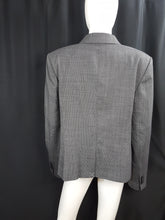 Load image into Gallery viewer, Online Vintage Shop, Vintage Clothing Boutique, Vintage, Women's Clothing, Seconhand, Distressed Vintage Designs, Sustainable Fashion