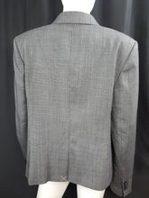 Load image into Gallery viewer, Online Vintage Shop, Vintage Clothing Boutique, Vintage, Women's Clothing, Seconhand, Distressed Vintage Designs, Sustainable Fashion