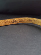 Load image into Gallery viewer, Online Vintage Shop, Vintage Clothing Boutique, Vintage, Women's Clothing, Seconhand, Distressed Vintage Designs, Sustainable Fashion