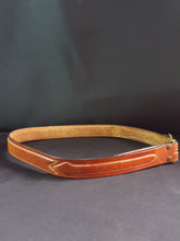 Load image into Gallery viewer, Online Vintage Shop, Vintage Clothing Boutique, Vintage, Women's Clothing, Seconhand, Distressed Vintage Designs, Sustainable Fashion