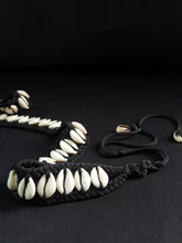 Load image into Gallery viewer, Online Vintage Shop, Vintage Clothing Boutique, Vintage, Women's Clothing, Seconhand, Distressed Vintage Designs, Sustainable Fashion