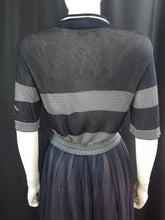 Load image into Gallery viewer, Online Vintage Shop, Vintage Clothing Boutique, Vintage, Women's Clothing, Seconhand, Distressed Vintage Designs, Sustainable Fashion