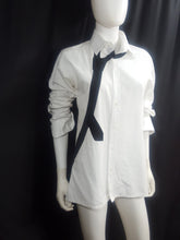 Load image into Gallery viewer, Online Vintage Shop, Vintage Clothing Boutique, Vintage, Women's Clothing, Seconhand, Distressed Vintage Designs, Sustainable Fashion