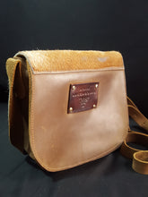 Load image into Gallery viewer, Online Vintage Shop, Vintage Clothing Boutique, Vintage, Women's Clothing, Seconhand, Distressed Vintage Designs, Sustainable Fashion