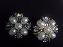 Load image into Gallery viewer, Online Vintage Shop, Vintage Clothing Boutique, Vintage, Women's Clothing, Seconhand, Distressed Vintage Designs, Sustainable Fashion