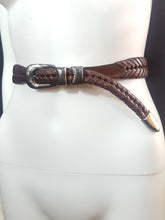 Load image into Gallery viewer, Online Vintage Shop, Vintage Clothing Boutique, Vintage, Women's Clothing, Seconhand, Distressed Vintage Designs, Sustainable Fashion