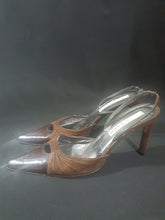 Load image into Gallery viewer, Online Vintage Shop, Vintage Clothing Boutique, Vintage, Women's Clothing, Seconhand, Distressed Vintage Designs, Sustainable Fashion