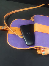 Load image into Gallery viewer, Online Vintage Shop, Vintage Clothing Boutique, Vintage, Women's Clothing, Seconhand, Distressed Vintage Designs, Sustainable Fashion