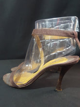 Load image into Gallery viewer, Online Vintage Shop, Vintage Clothing Boutique, Vintage, Women's Clothing, Seconhand, Distressed Vintage Designs, Sustainable Fashion