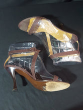 Load image into Gallery viewer, Online Vintage Shop, Vintage Clothing Boutique, Vintage, Women's Clothing, Seconhand, Distressed Vintage Designs, Sustainable Fashion