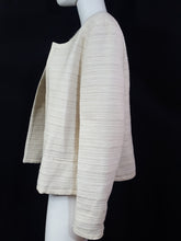 Load image into Gallery viewer, Online Vintage Shop, Vintage Clothing Boutique, Vintage, Women's Clothing, Seconhand, Distressed Vintage Designs, Sustainable Fashion